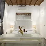 Rustic Florentine Dimora * Florencie